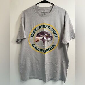 OAKLAND OWN T-shirt size L